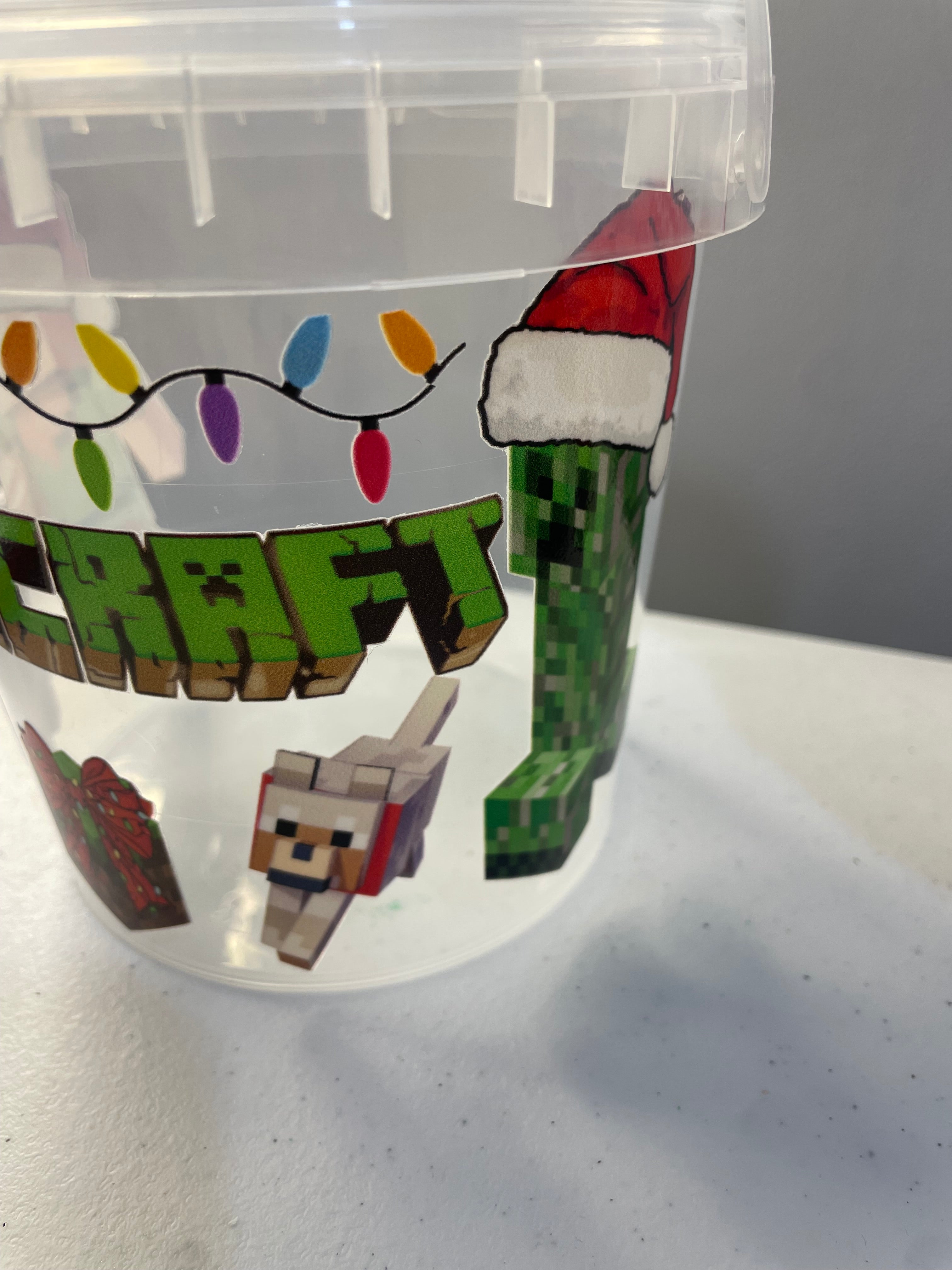 Minecraft bucket
